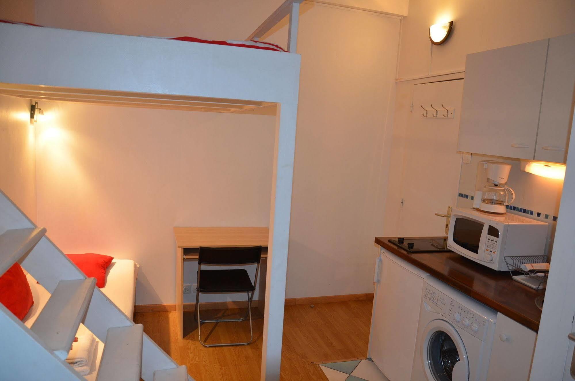 Hotel Studios Phenicio Porte De Versailles Малакоф Екстериор снимка